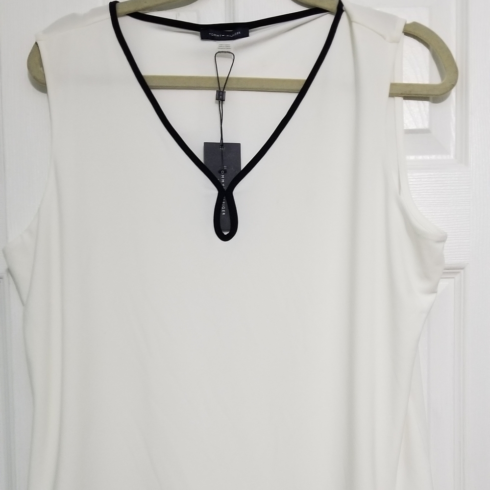 Tommy Hilfiger White Sleevless Blouse